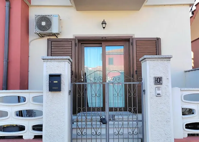 Home Of Fame - Home Gallery With Fully Equipped Kitchen, Separate Entrance, Free Parking Olbia