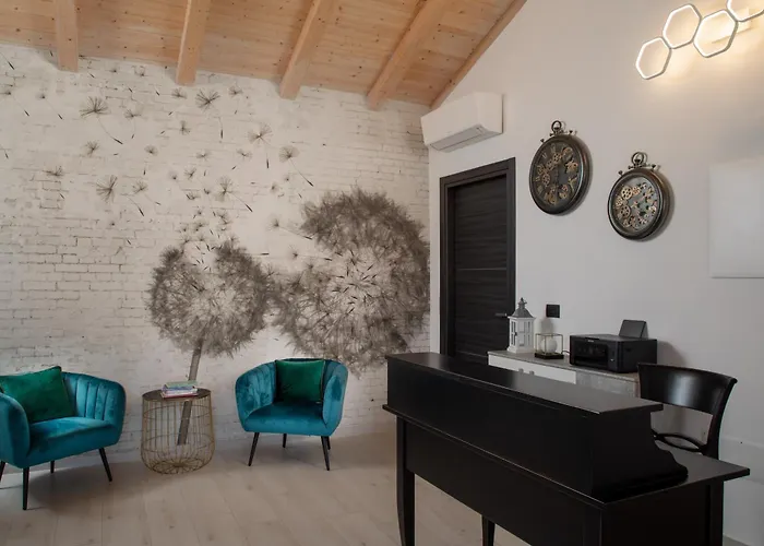 Theodore Rooms San Teodoro 