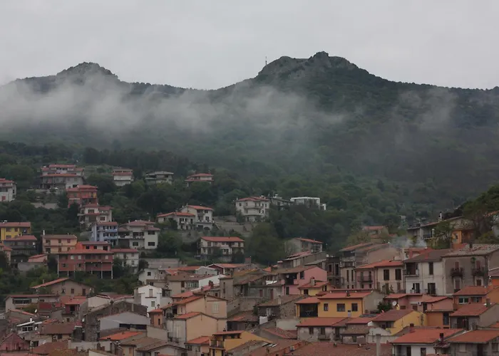 Bed and Breakfast Il Lupo Rosso Santu Lussurgiu