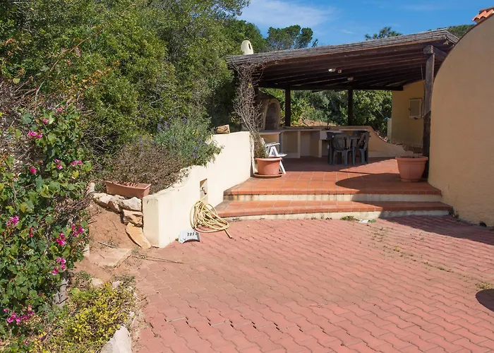 Villa Immersa Nel Verde Con Meravigliosa Vista Mare Palau