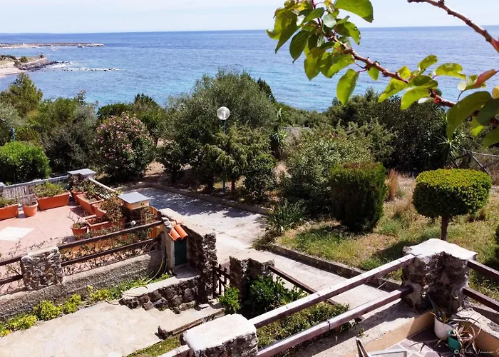 Casa Sulla Spiaggia Beach Home Steps To Beach Cala Gonone acceptant les animaux