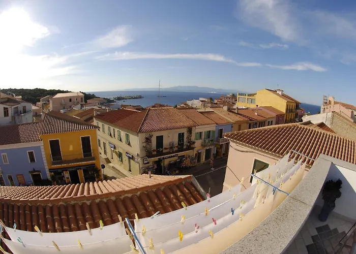 B&B Domus De Janas Santa Teresa di Gallura