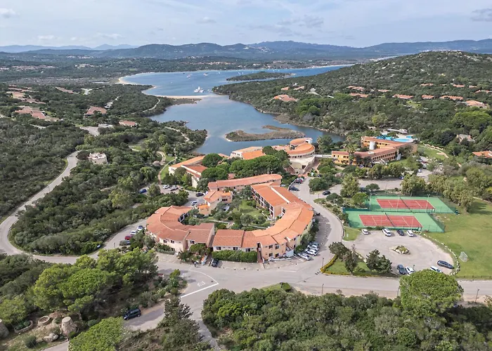 Apartahoteles en Palau 