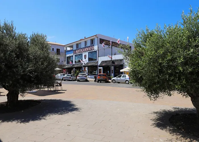 Hotel The Square Castelsardo
