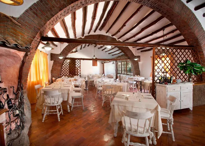 Resorts cerca de Cala Granu