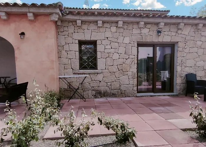 Zenia Rooms San Teodoro 
