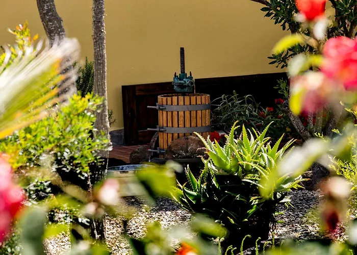 Villa Saige , Piscina Con Idromassaggio Alghero with Pool