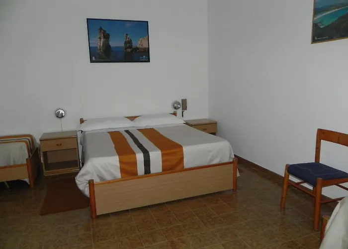 Hotel Fjby Calasetta