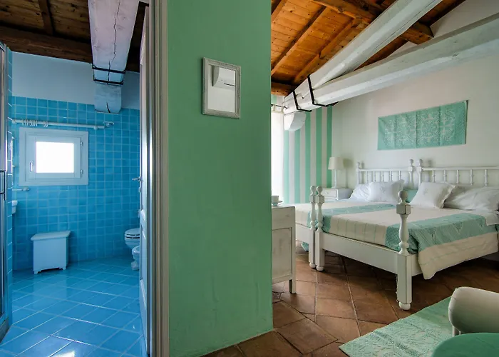 Domus Corallia-Luxury Rooms Porto Rotondo
