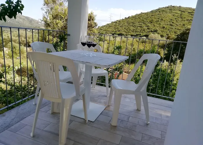 Hotel In Campagna Da Nino Olbia