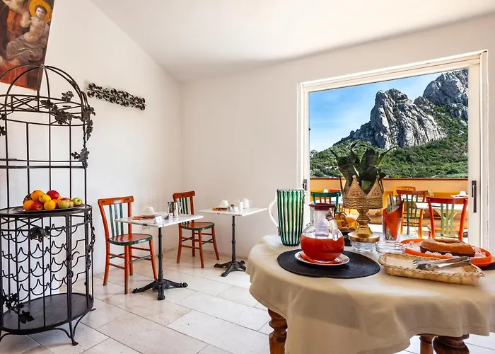 Antica Dimora La Corona San Pantaleo