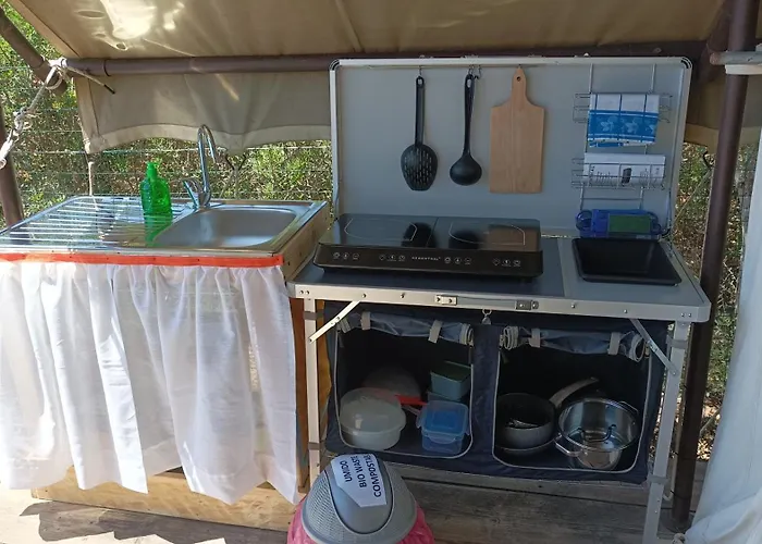 B&B Glamping Semaforo Capo Sperone SantʼAntìoco