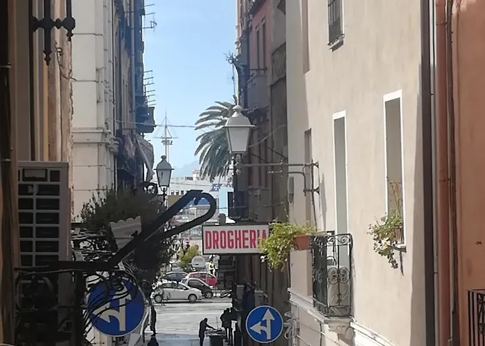 B.House Bed and Breakfast Cagliari