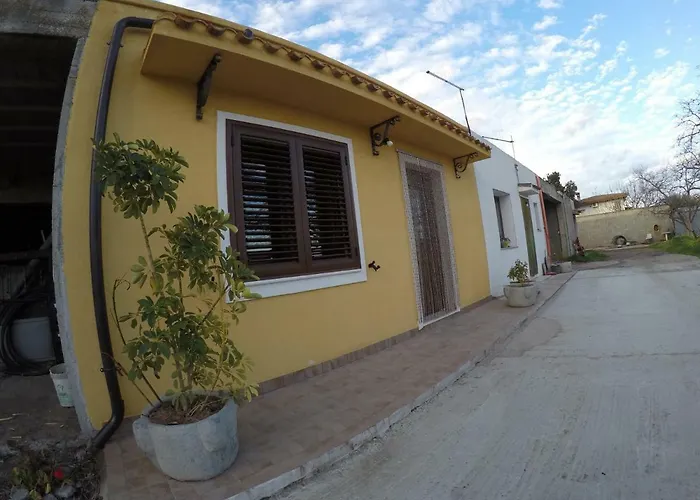 Casa Cambedda Affittacamere Girasole
