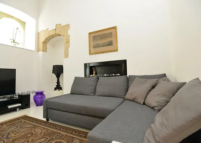 Izzhome Light Cagliari